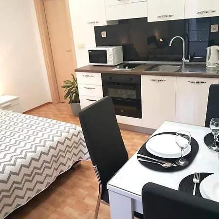 Apartment Dalibor, - Omis Stanici