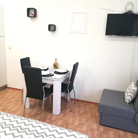 Dalibor, - Omis Apartment