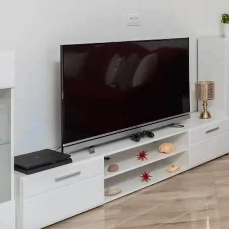 Dalibor, - Omis *