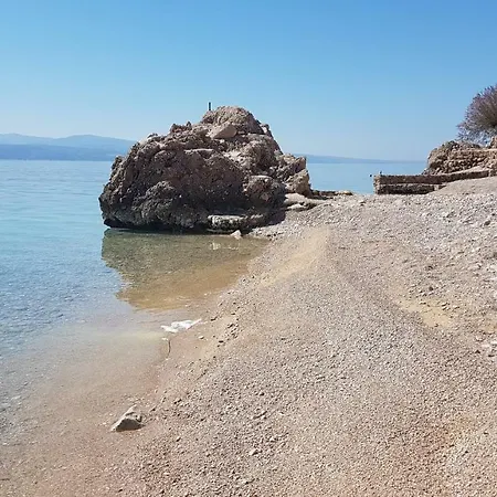 Dalibor, - Omis Lägenhet